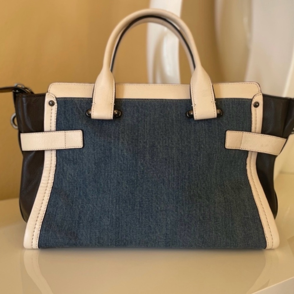 Coach swagger soft denim and navy bag. - Picture 2 of 12